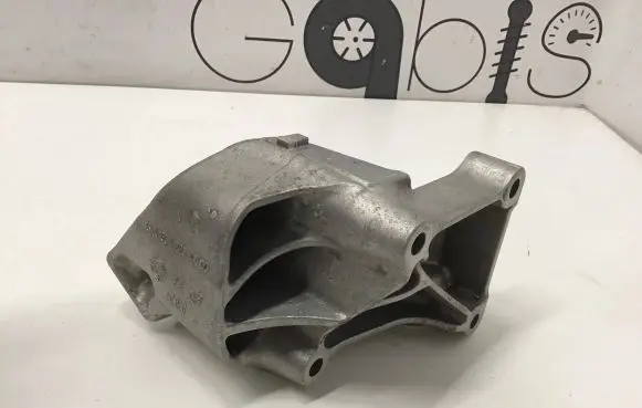 Mercedes-Benz GLC C254 Engine mounting bracket A6542234700