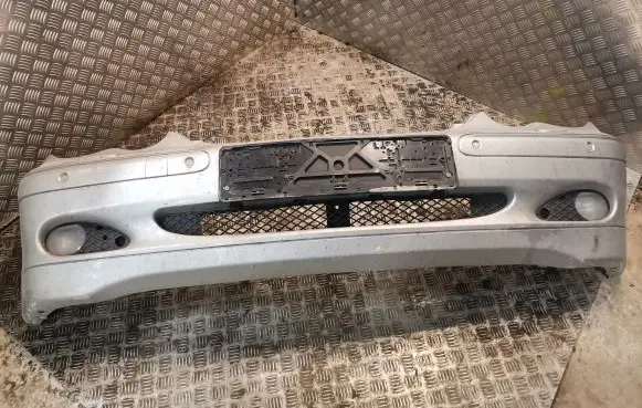 Mercedes-Benz C W203 Front bumper