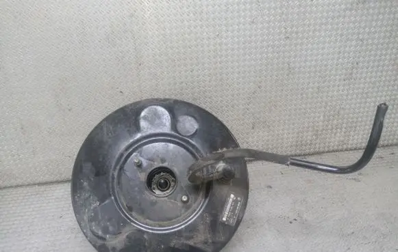 Renault Laguna II Brake booster 8200363858A
