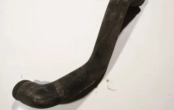 Iveco Daily 30.8 - 9 Engine coolant pipe/hose