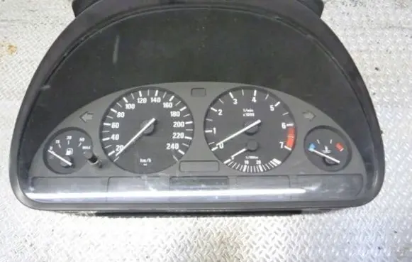 BMW 5 E39 Speedometer (instrument cluster) 6914908