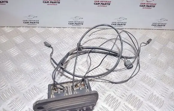 Renault 19 Tailgate/trunk/boot lock/catch/latch 7700784424