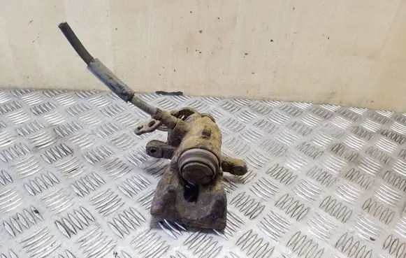 Ford Kuga I Rear brake caliper