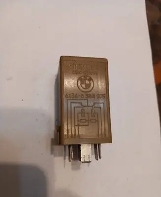 BMW 3 E46 Window control relay 61368384505