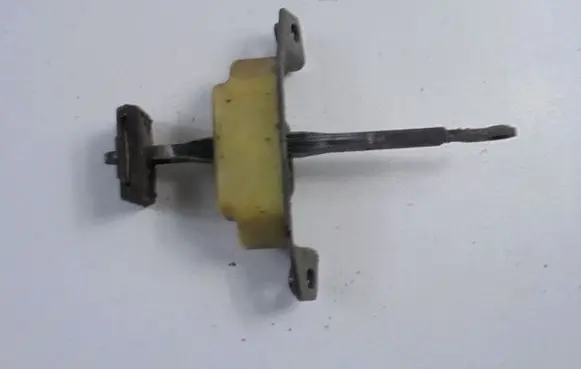 Suzuki Wagon R+ Rear door check strap stopper