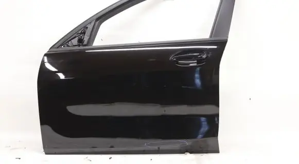 BMW 1 F40 Front door 5780347