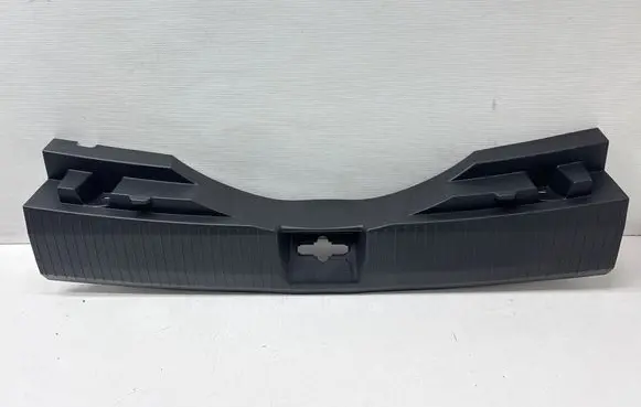 Nissan Rogue Trunk/boot sill cover protection 849926RR0A