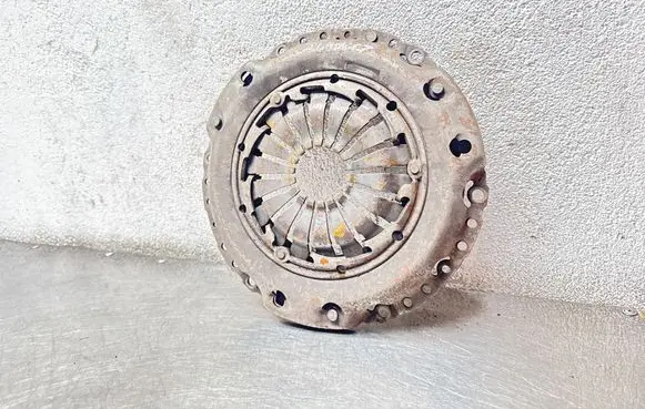 Opel Astra H Pressure plate 