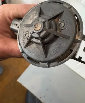 Chrysler 300M Turbo solenoid valve 04591733AA