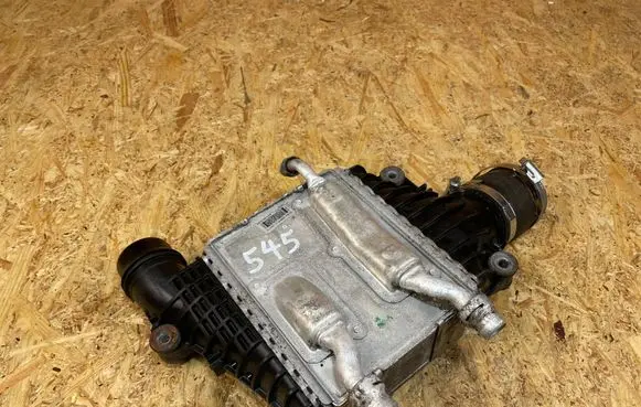 Jaguar XE Intercooler radiator GX736K775AC