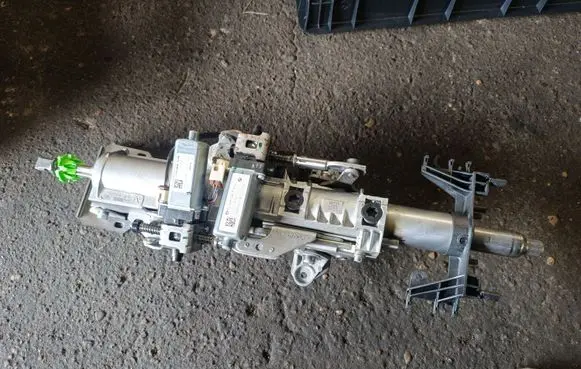 BMW X5 F15 Steering wheel axle 746773