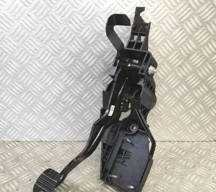 Citroen Berlingo Brake pedal 981615218000 84PD8P0650711
