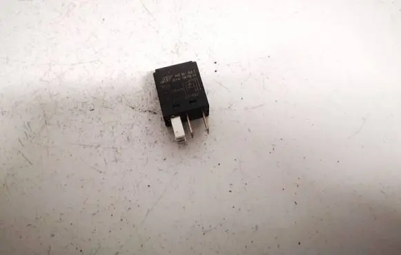 Audi TT TTS Mk2 Other relay 7M0951253C 95VW10K705EA