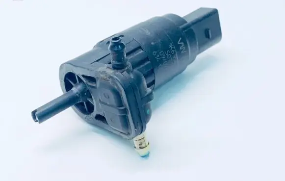 Skoda Fabia Mk3 (NJ) Windscreen/windshield washer pump 1K6955651