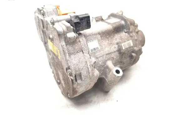 Mercedes-Benz EQA Air conditioning (A/C) compressor (pump) A0008307704