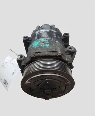 Volvo V50 Air conditioning (A/C) compressor (pump) 920606424