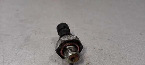 Opel Vectra B Oil pressure sensor 90507539