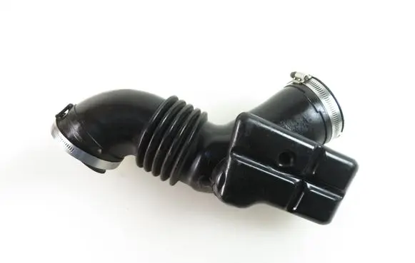 Subaru Tribeca Air intake hose/pipe 