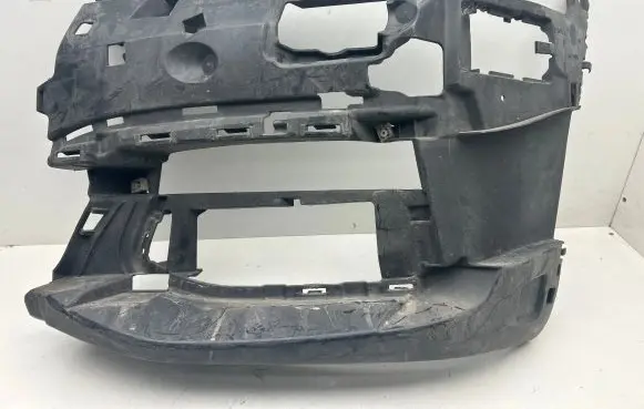 BMW 7 G11 G12 Front bumper 8061129 54228910