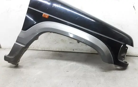 Opel Monterey Fender