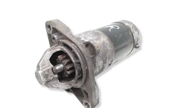 Renault Trafic II (X83) Starter motor 8200621305A