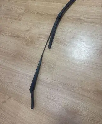 Skoda Octavia Mk2 (1Z) Front wiper blade arm 1Z1955410 1Z1955410A