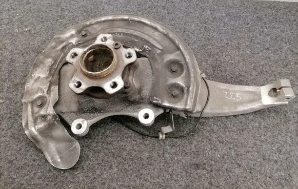 BMW 6 G32 Gran Turismo Front wheel hub spindle knuckle 6884377 31206884377 6866315