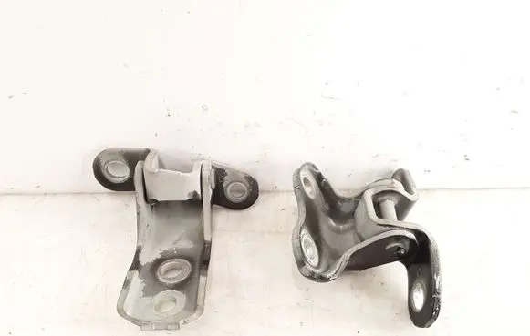 Front door hinge set