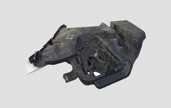 Volvo V40 Rear bumper mounting bracket 31290592