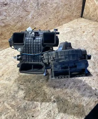 Renault Master III Interior heater climate box assembly 272700033R