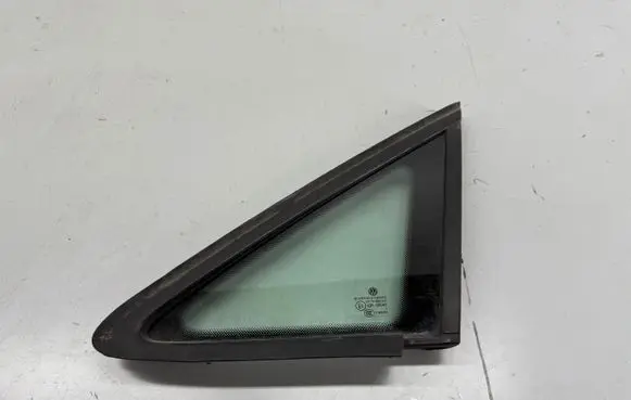 Volkswagen Touran I Front triangle window/glass 43R00048