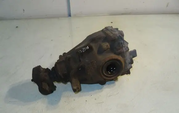 BMW 1 F20 F21 Rear differential 7541580