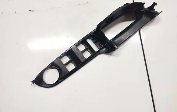 Ford Grand C-MAX Front door window switch trim 