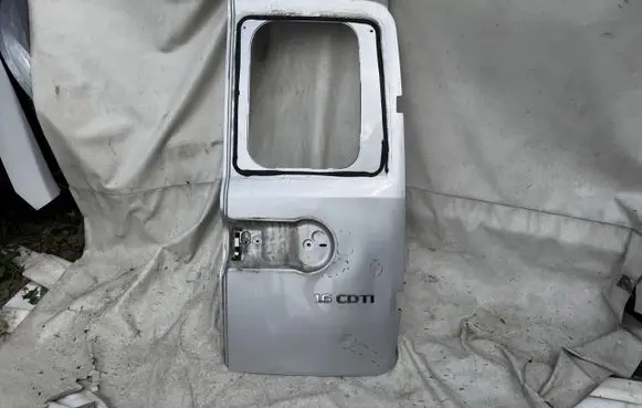Rear door