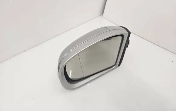 Mercedes-Benz C W203 Front door electric wing mirror 413133417