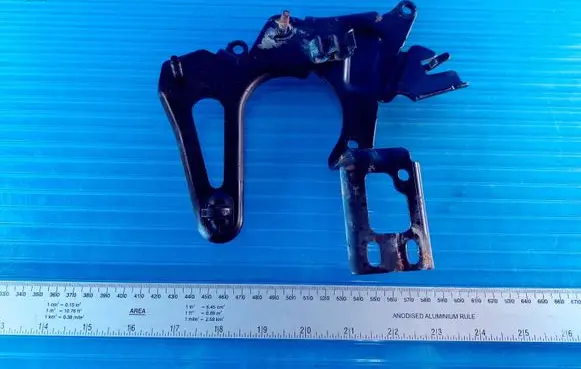 Peugeot 208 Other engine bay part 9682370680
