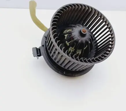 Nissan Note (E11) Heater fan/blower 