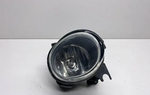 Volkswagen PASSAT CC Front fog light 89205629