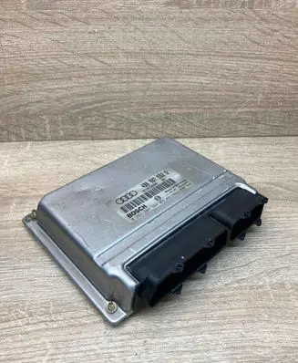 Audi A6 S6 C5 4B Engine control unit/module ECU 4B0907552D 0261204384