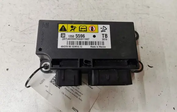 Opel Insignia A Airbag control unit/module 13505596 404376 AS5596T092811087