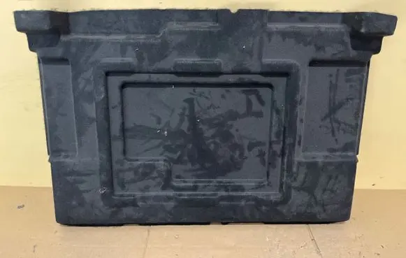 Mercedes-Benz AMG GT R190 C190 Tailgate/boot cover trim set A2906890300