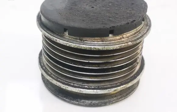 Volkswagen Golf V Alternator pulley F55347001