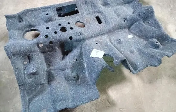 Renault Clio V Front sound insulation 679004325R