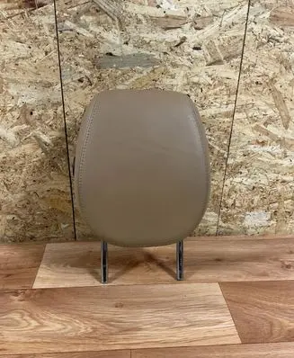 Porsche Cayenne (9PA) Rear seat headrest 