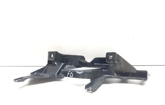 BMW 7 E65 E66 Headlight/headlamp mounting bracket 161698