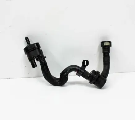 Volkswagen Touareg II Engine coolant pipe/hose 03H906517 7P6133277