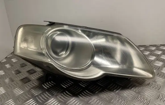 Volkswagen PASSAT B6 Headlight/headlamp 3C0941006Q