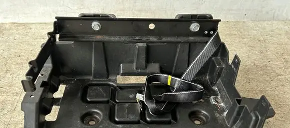 Lancia Thema Battery tray 05112061AK
