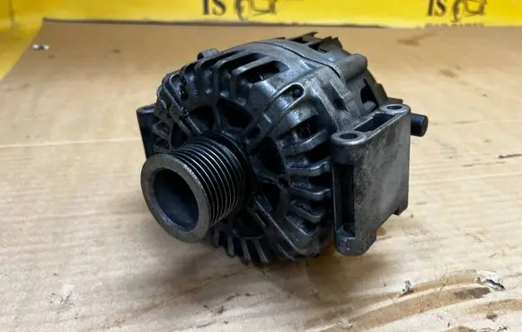 Mercedes-Benz GL X166 Generator/alternator A0009060903