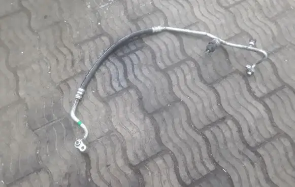 KIA Cerato Air conditioning (A/C) pipe/hose NOCODE